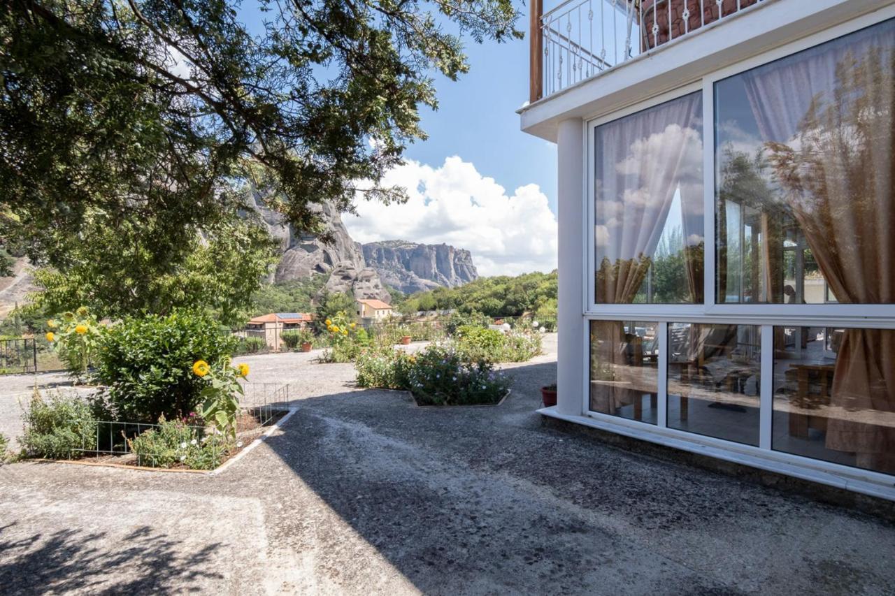 Majestic View Home Just Under Meteora Unesco Site Καλαμπάκα Εξωτερικό φωτογραφία